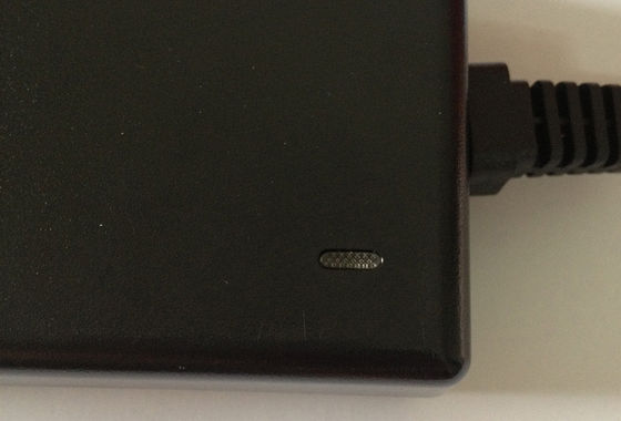 عالية الجهد سطح المكتب محول الطاقة مع IEC8 / IEC14 AC موصل، 50HZ / 60HZ