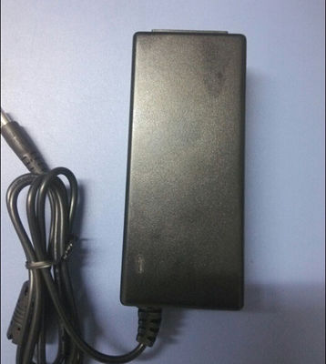 19V 3.4A محول الكمبيوتر المحمول IEC320/C14 محول التيار سطح المكتب للكمبيوتر PC