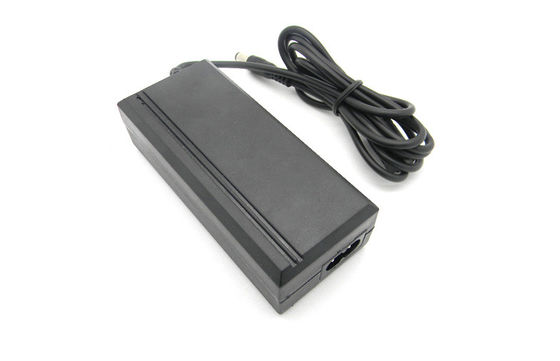 12V 2A AC إلى DC محول الطاقة على مدى الحالي / ثابت 5.5x2.1mm الحالي