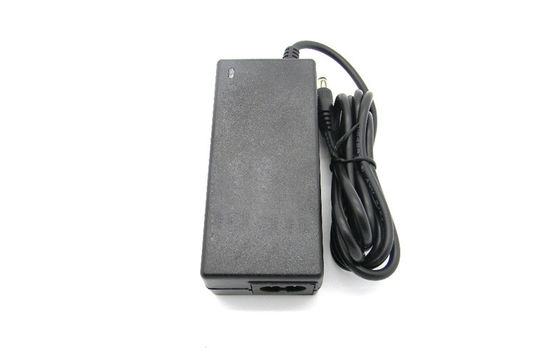 سطح المكتب الكهربائية تحويل التيار الكهربائي / 12V محول خارجي 5A