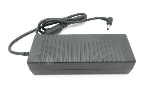 سطح المكتب تلقائيا تحويل التيار الكهربائي 24V 6A لشاشة LED