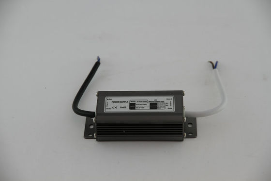 توفير الطاقة 250V AC ثابت الحالية بقيادة سائق 600MA 20W مع EN61000-3-2