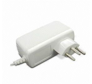 12Watt خفيفة الوزن AC DC تحويل التيار السلامة التموين للحصول الأجهزة النقالة