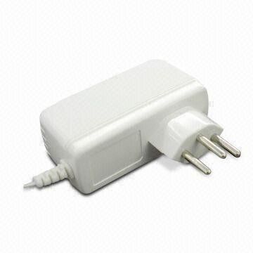 12W AC DC تحويل التيار الكهربائي يتوافق الكامل مع لجنة الانتخابات المركزية المستوى الخامس / البرلمان الأوروبي الرابع EUP2011